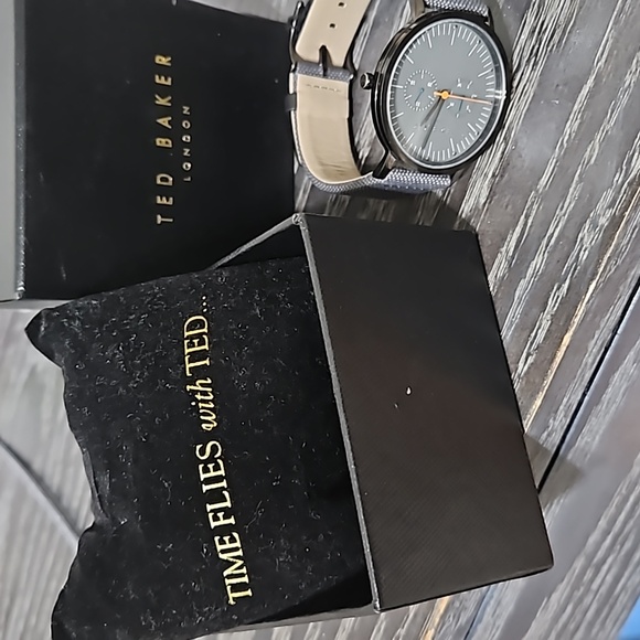 Ted Baker Brit Multifunction Watch - Picture 3 of 5